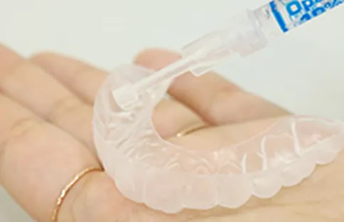 Application du gel à domicile